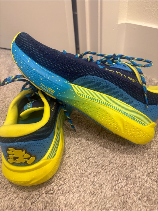 Brooks Shoes - Brooks Rundisney Adrenaline 24 Women's Navy Blue and Yellow Running Shoes
